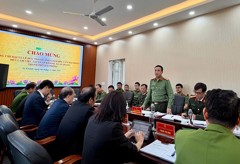Lãnh đạo Công an thành phố làm việc với xã An Khánh và An Quang